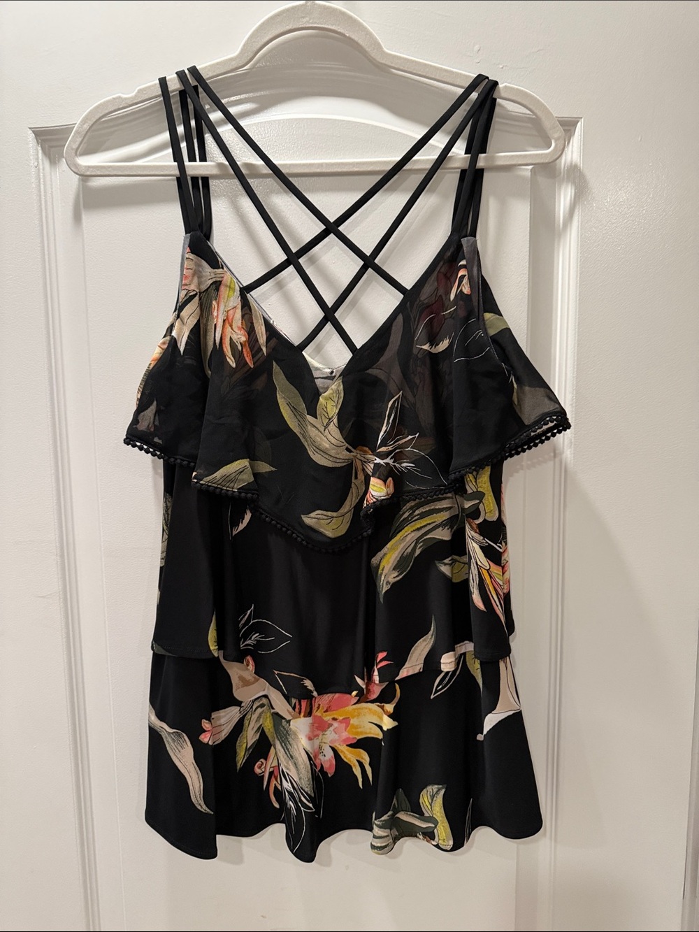 White House Black Market Black Floral Double-Strap Crisscross top - Picture 2 of 4